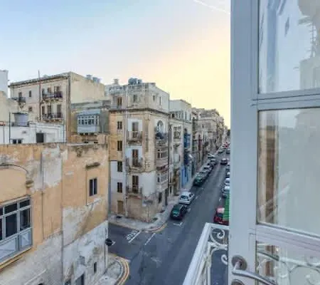 Bright Floriana Gem With Traditional Balcony & Charm Floriana