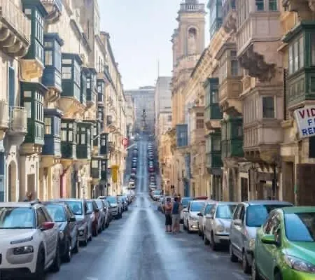 Apartment Bright Floriana Gem With Traditional Balcony & Charm Floriana
