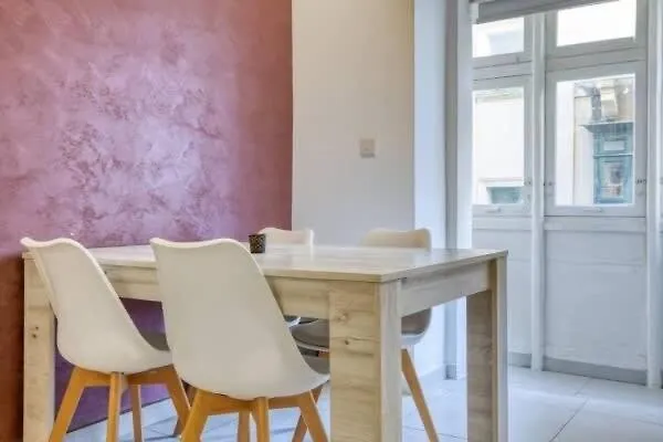 Fiftynine Charming In The Heart Of Apartament